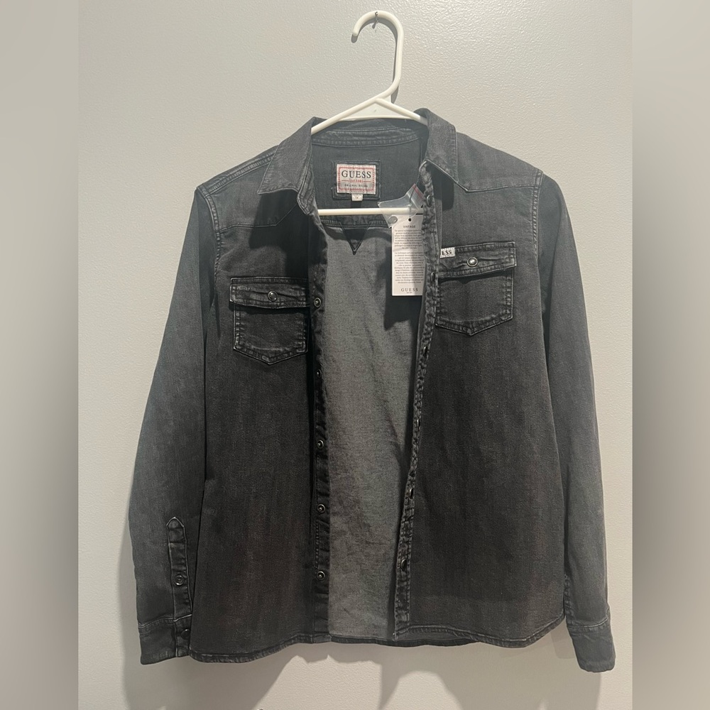 Guess button up shirt